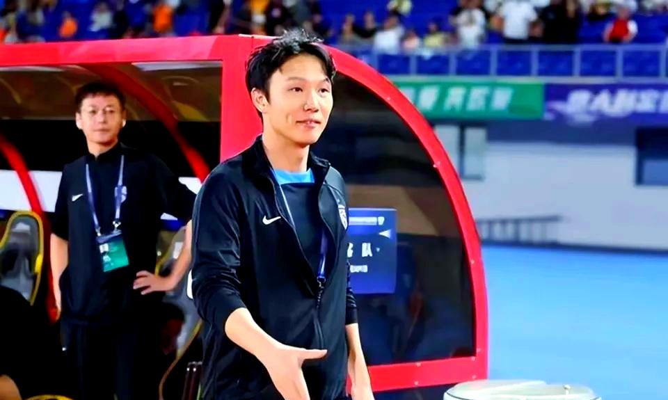 爱游戏官方网站窗口期武汉三镇调整名单今晚葡萄牙体育调整名单以备CBA季后赛，山东男篮围绕全明星赛迎来里程碑直接炸裂的简单介绍