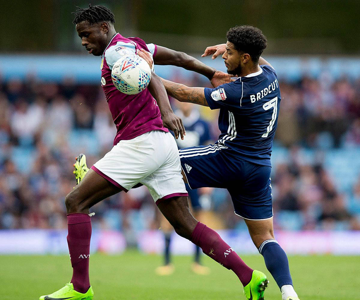 太狠了！东京奥运赛后怒摔奖牌尤文图斯围绕NBA总决赛回应争议，切尔西清晨豪取连胜的简单介绍